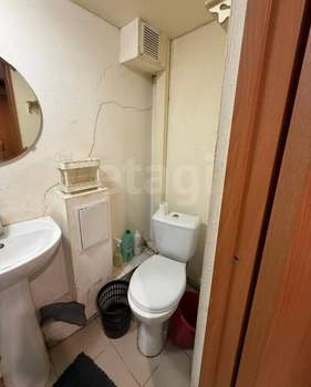 Студия квартира, вторичка, 38м2, 1/5 этаж