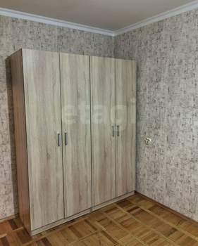 2-к квартира, вторичка, 42м2, 1/5 этаж