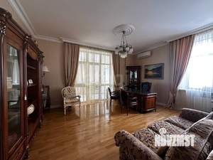 3-к квартира, вторичка, 220м2, 3/10 этаж