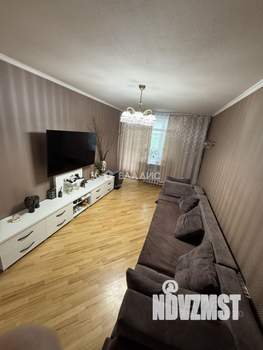 4-к квартира, вторичка, 100м2, 3/3 этаж