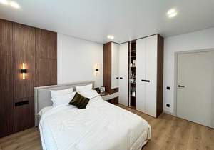 2-к квартира, вторичка, 42м2, 16/24 этаж