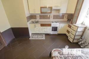 3-к квартира, вторичка, 74м2, 1/9 этаж