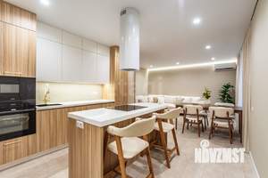 2-к квартира, вторичка, 72м2, 14/25 этаж