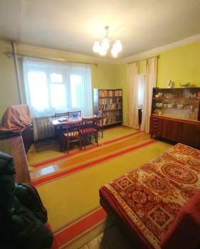 3-к квартира, вторичка, 52м2, 1/9 этаж