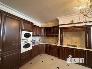 3-к квартира, вторичка, 130м2, 18/18 этаж