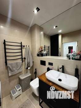 2-к квартира, вторичка, 60м2, 9/19 этаж