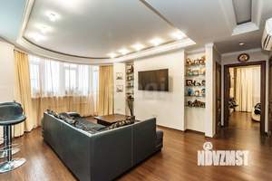 3-к квартира, вторичка, 90м2, 9/15 этаж