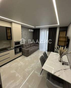 3-к квартира, вторичка, 80м2, 10/17 этаж