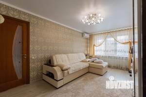 3-к квартира, вторичка, 61м2, 1/5 этаж
