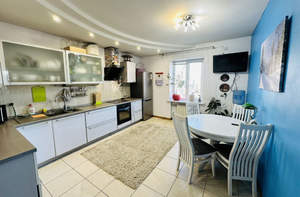 3-к квартира, вторичка, 101м2, 10/11 этаж