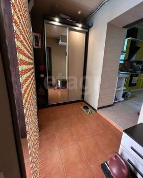 2-к квартира, вторичка, 42м2, 1/2 этаж