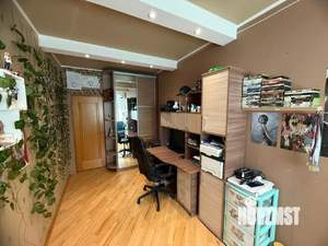 4-к квартира, вторичка, 99м2, 3/3 этаж