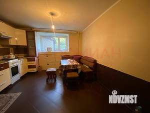 3-к квартира, вторичка, 74м2, 1/9 этаж