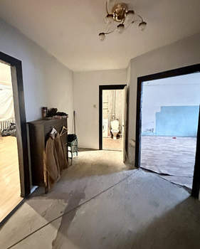 2-к квартира, вторичка, 67м2, 1/14 этаж