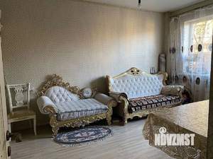 2-к квартира, вторичка, 43м2, 1/4 этаж