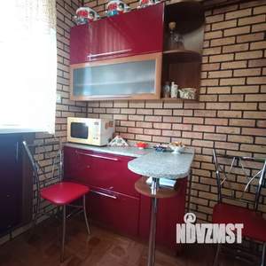 2-к квартира, вторичка, 42м2, 1/2 этаж