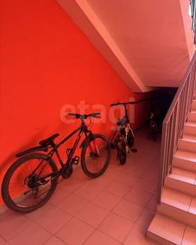 3-к квартира, вторичка, 76м2, 3/3 этаж