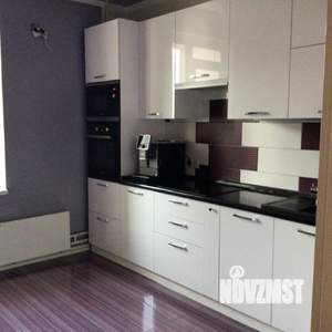 2-к квартира, вторичка, 57м2, 3/18 этаж