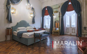 5-к квартира, вторичка, 300м2, 2/3 этаж