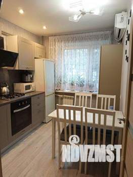 2-к квартира, вторичка, 49м2, 1/9 этаж