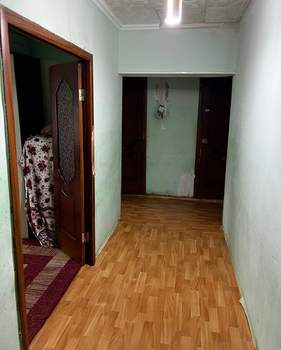 3-к квартира, вторичка, 64м2, 1/9 этаж