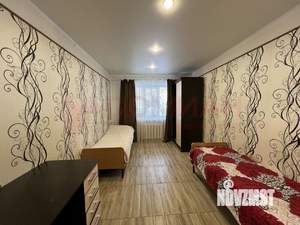 2-к квартира, вторичка, 42м2, 1/5 этаж