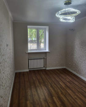 2-к квартира, вторичка, 56м2, 1/9 этаж
