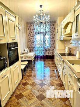 3-к квартира, вторичка, 105м2, 10/23 этаж