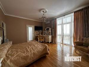 3-к квартира, вторичка, 220м2, 3/10 этаж