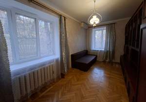 2-к квартира, вторичка, 42м2, 1/9 этаж