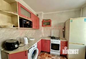 3-к квартира, вторичка, 63м2, 4/5 этаж