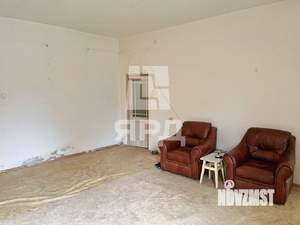 1-к квартира, вторичка, 62м2, 1/4 этаж