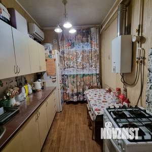 2-к квартира, вторичка, 54м2, 1/5 этаж