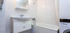 2-к квартира, вторичка, 56м2, 3/18 этаж