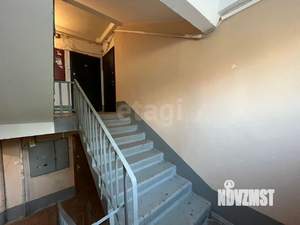 2-к квартира, вторичка, 52м2, 1/9 этаж