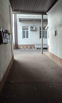 2-к квартира, вторичка, 41м2, 1/4 этаж