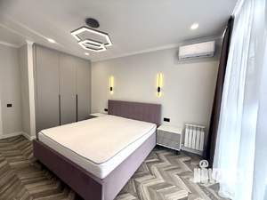 2-к квартира, вторичка, 68м2, 10/25 этаж