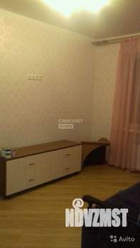 2-к квартира, вторичка, 42м2, 1/4 этаж