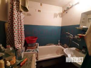 3-к квартира, вторичка, 64м2, 1/10 этаж