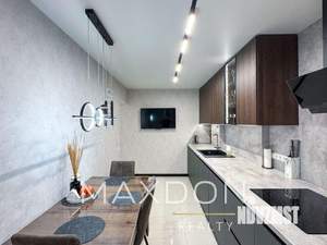 3-к квартира, вторичка, 100м2, 12/19 этаж