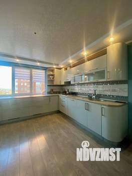3-к квартира, вторичка, 98м2, 9/9 этаж