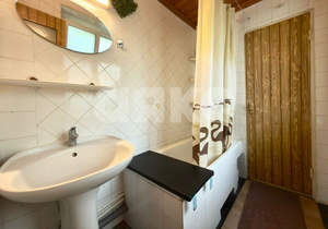 2-к квартира, вторичка, 50м2, 1/5 этаж