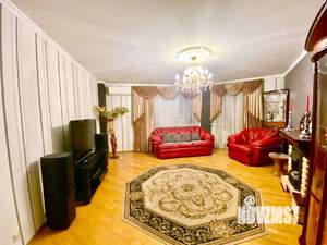 3-к квартира, вторичка, 120м2, 12/17 этаж