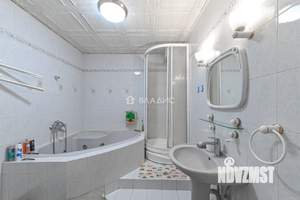 4-к квартира, вторичка, 122м2, 5/9 этаж