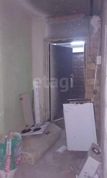 Студия квартира, вторичка, 33м2, 1/4 этаж