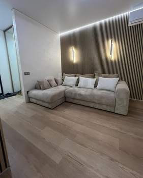 2-к квартира, вторичка, 57м2, 9/23 этаж