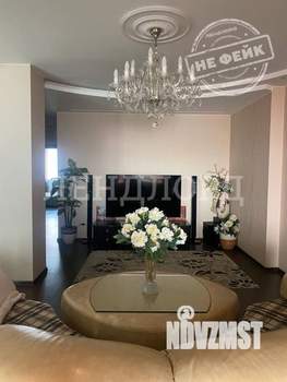 4-к квартира, вторичка, 120м2, 9/17 этаж