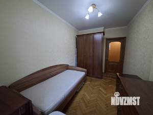 2-к квартира, вторичка, 42м2, 1/9 этаж