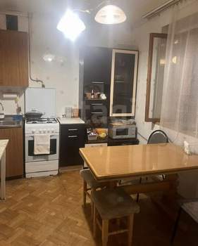 5-к квартира, вторичка, 100м2, 1/6 этаж