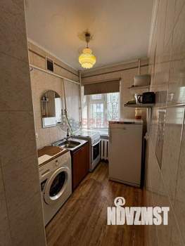 2-к квартира, вторичка, 37м2, 1/5 этаж